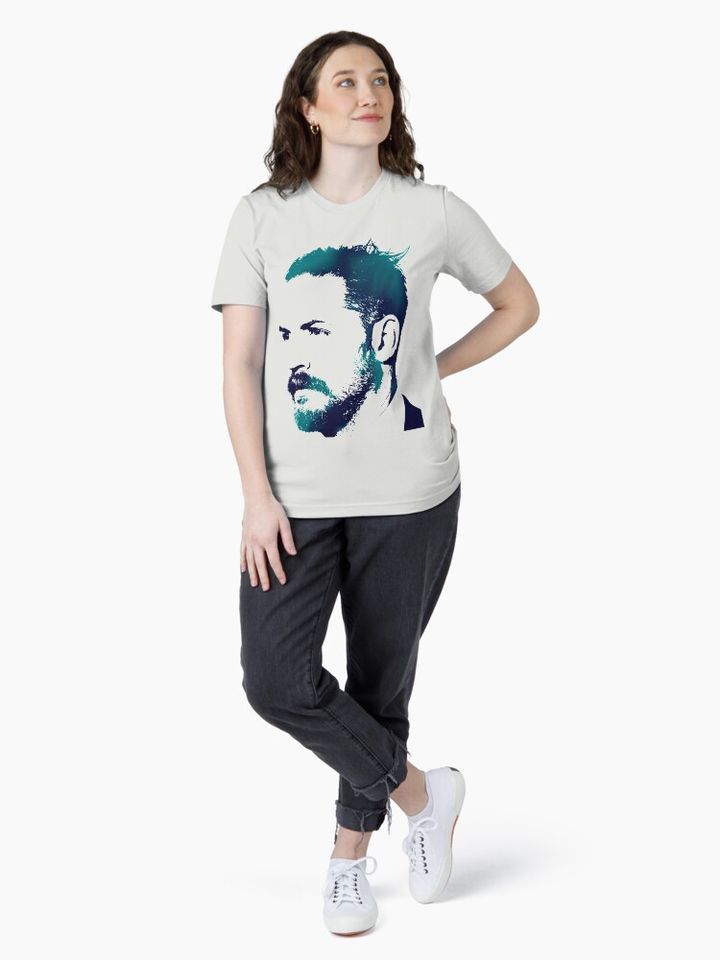 Tom Hardyy Essential T-Shirt