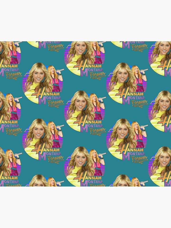 HANNAH MONTANA forever still sitting quietly Throw Blanket