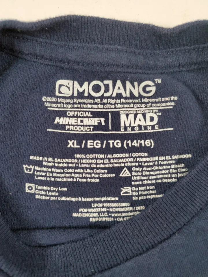 Mojang Minecraft youth t shirt Size XL