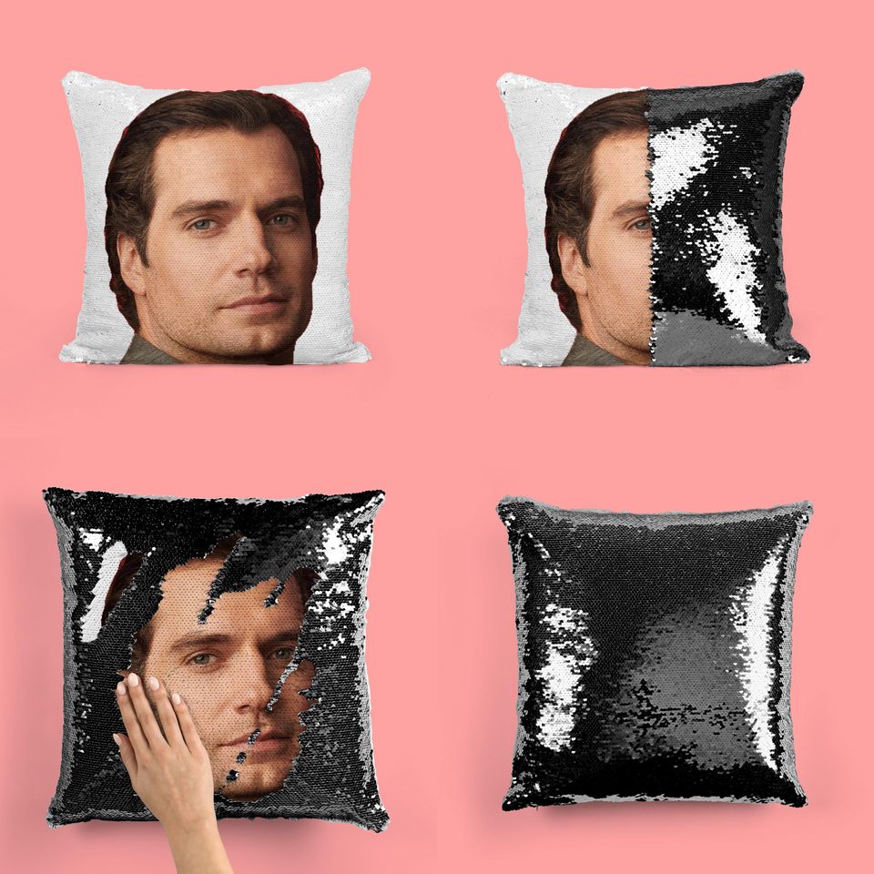 HENRY CAVILL - Fan Sequin Pillow