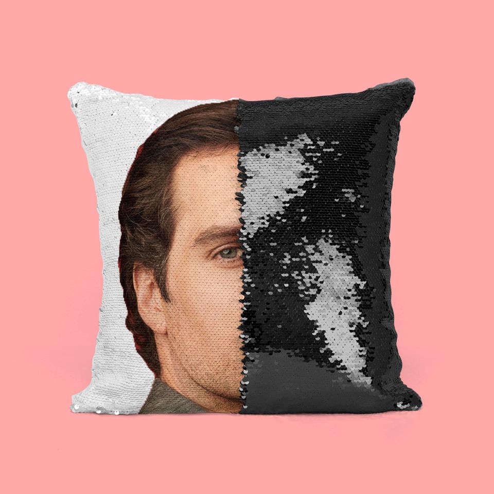 HENRY CAVILL - Fan Sequin Pillow