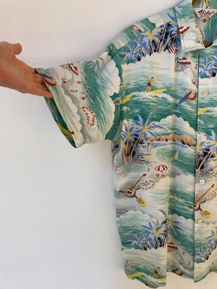 Vintage 1960s Hawaiian