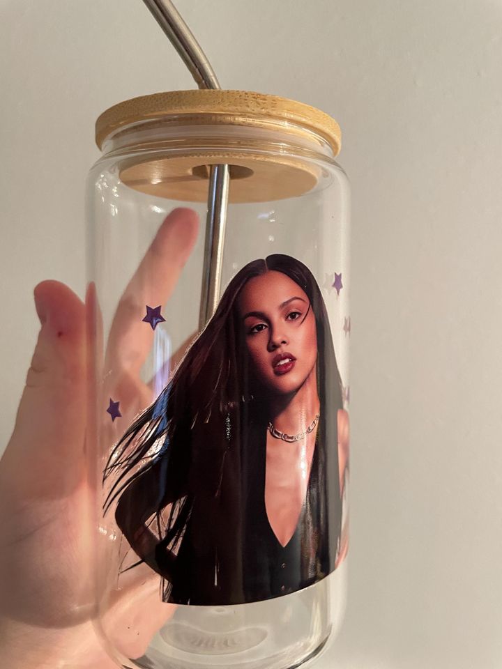 Olivia Rodrigo Frosted Tumblers