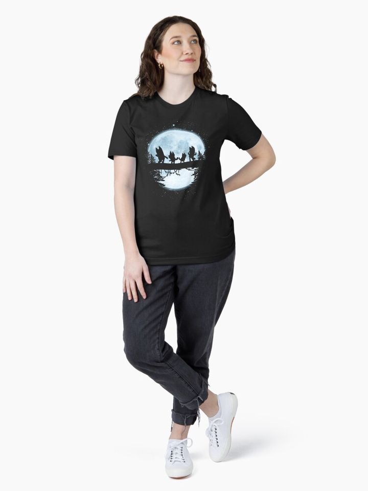 Midnight Dancing - Blu Essential T-Shirt