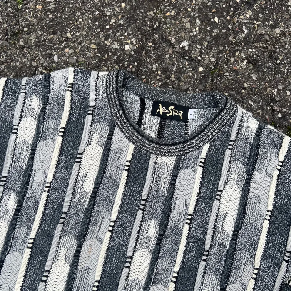 Vintage 3d knit white gray crewneck sweater sweatshirt