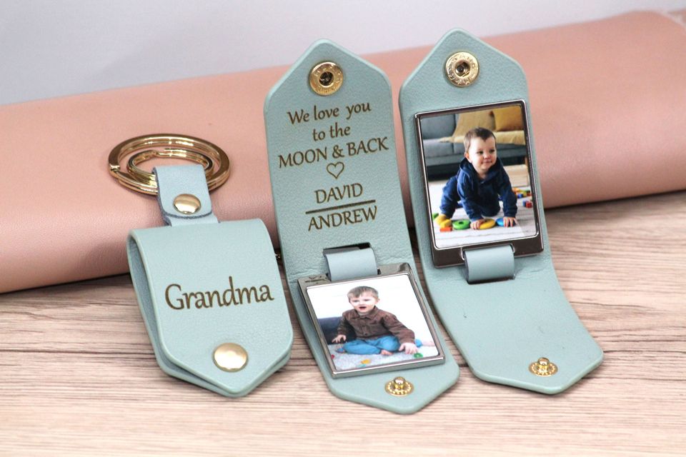 Man accessory - Personalized Leather Keychain With Photo, Gifts for Him Boyfriend
