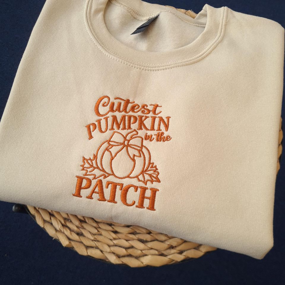 Autumn Vintage Embroidered Sweatshirt with Pumpkin Patch, Cozy Fall Crewneck