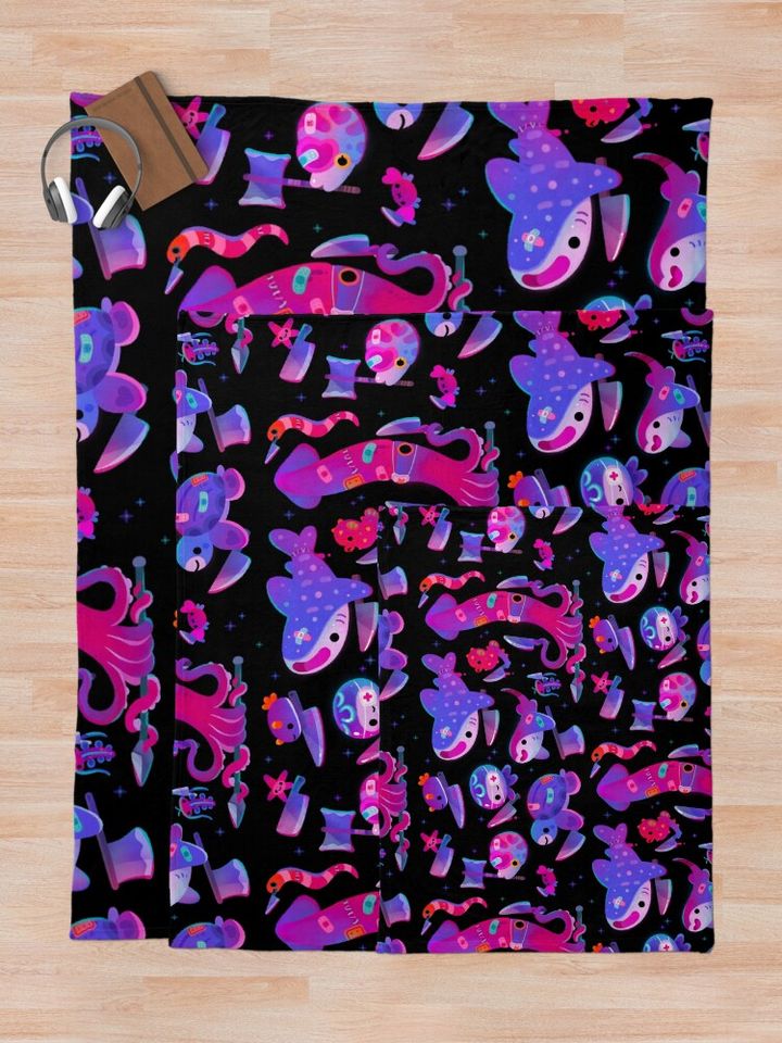 Stabby marine life Throw Blanket