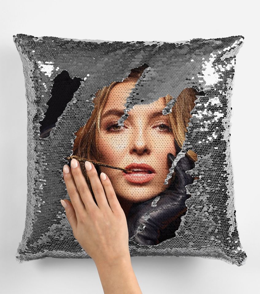 Jodie comer sequin pillow, celebrity sequin pillow, jodie comer flip sequin pillow