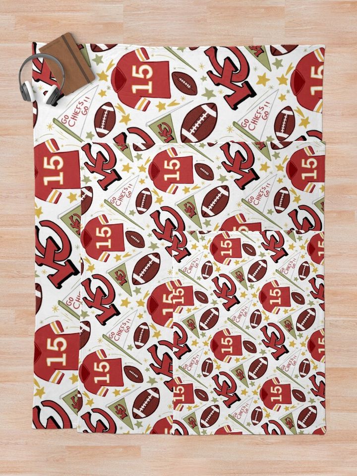 Patrick Mahomes chiefs pattern (white)  Throw Blanket, Gift for Fan