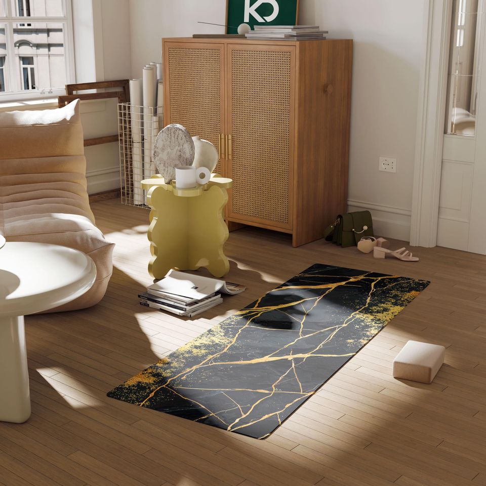 Kintsugi Pattern Yoga Mat - Black Gold Marble