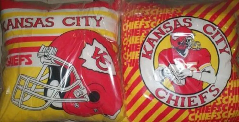 football KANSAS CITY CHIEFS PILLOW