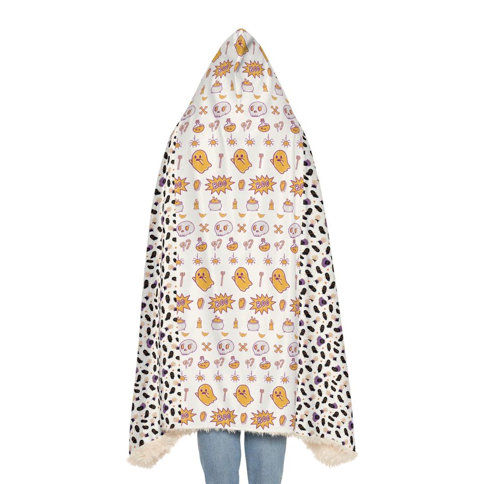 Halloween Ghost Blanket: Spooky Autumn Snuggle Throw