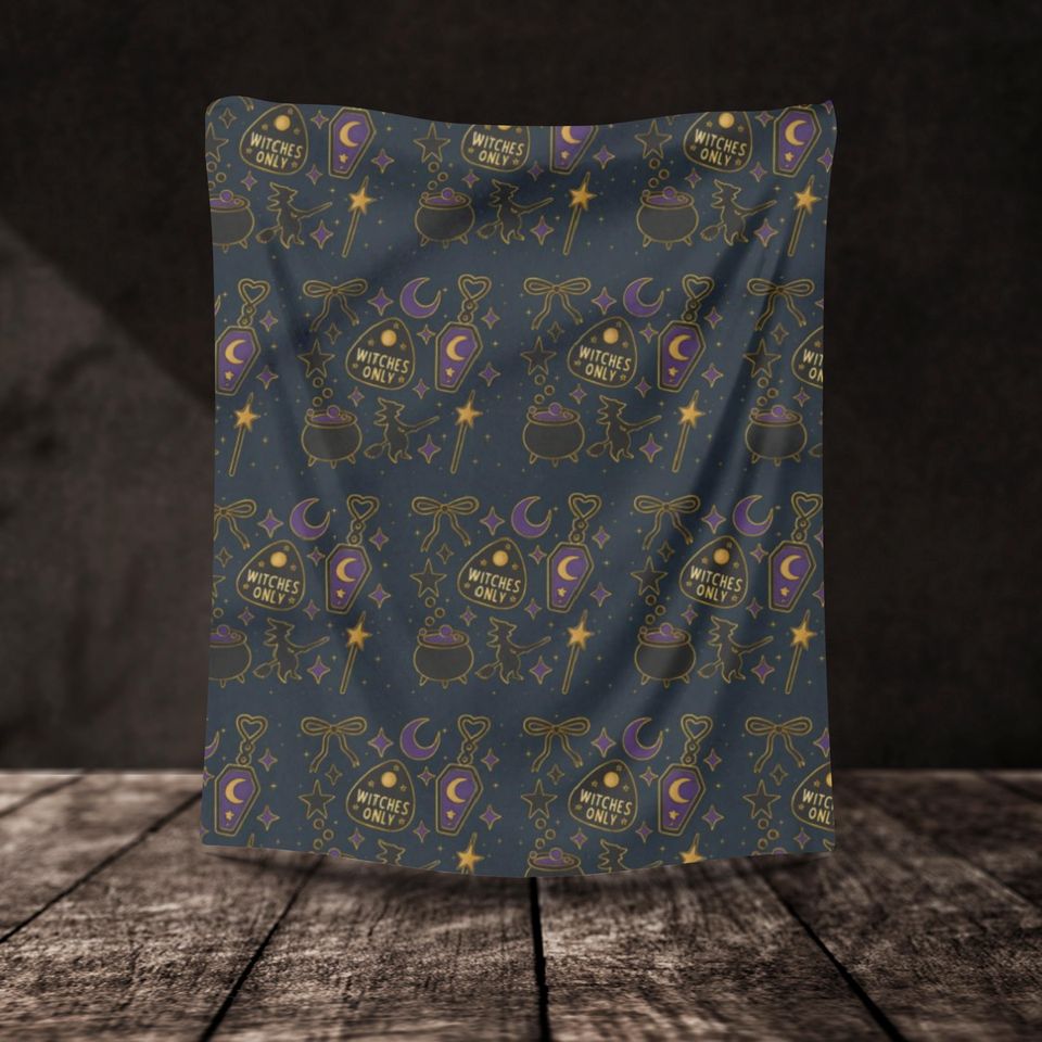 Witchy Arctic Fleece Blanket: Cozy Halloween Throw, Fall Couch Decor