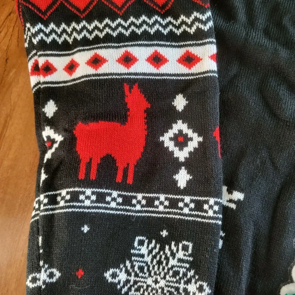 Womens Knit Ugly Christmas Sweater Size XL  Llama Alpaca Lights Festive Unisex
