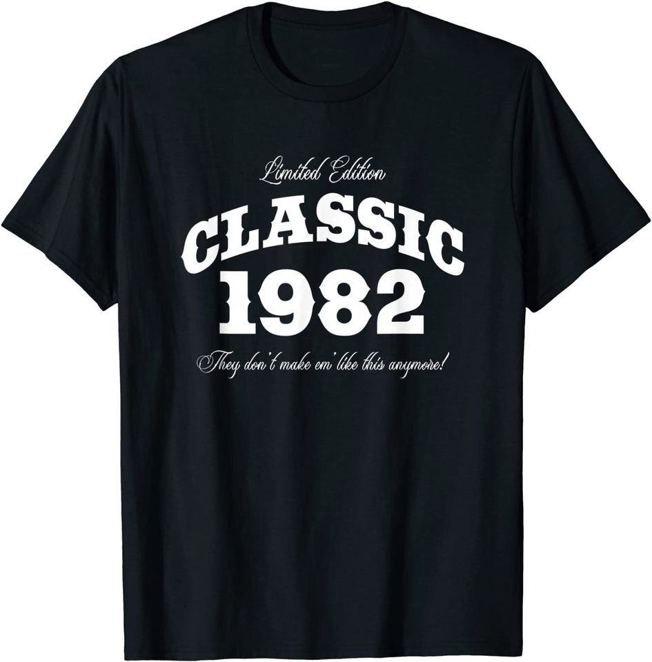 Gift for 38 Year Old: Vintage Classic Car 1982 38th Birthday T-Shirt