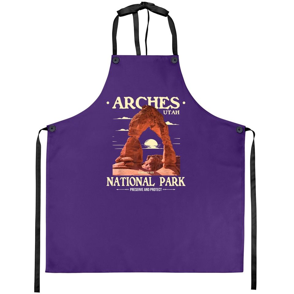 Arches National Park - Retro Hiking & Camping Lover Apron