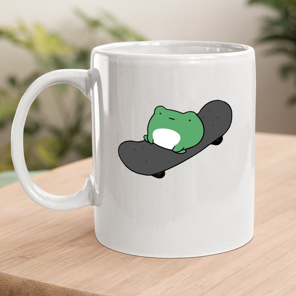 Funny Skateboarding Frog Coffee Mug