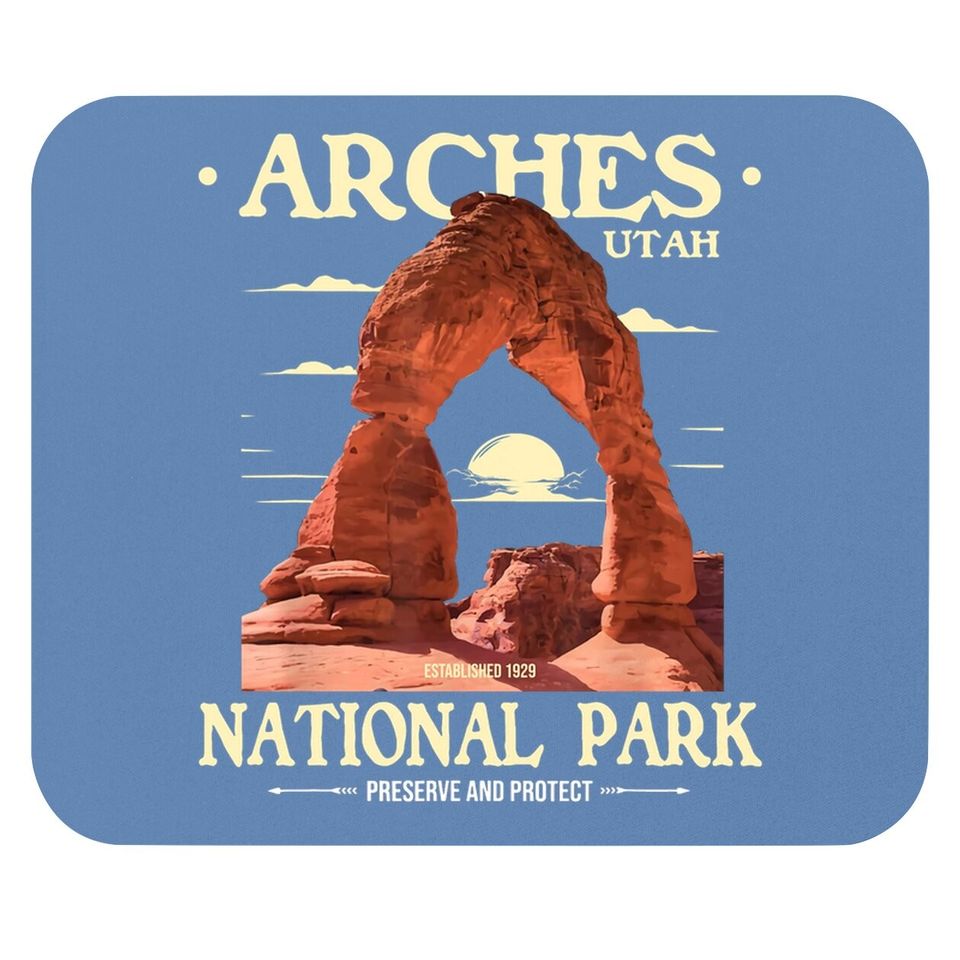 Arches National Park - Retro Hiking & Camping Lover Mouse Pad