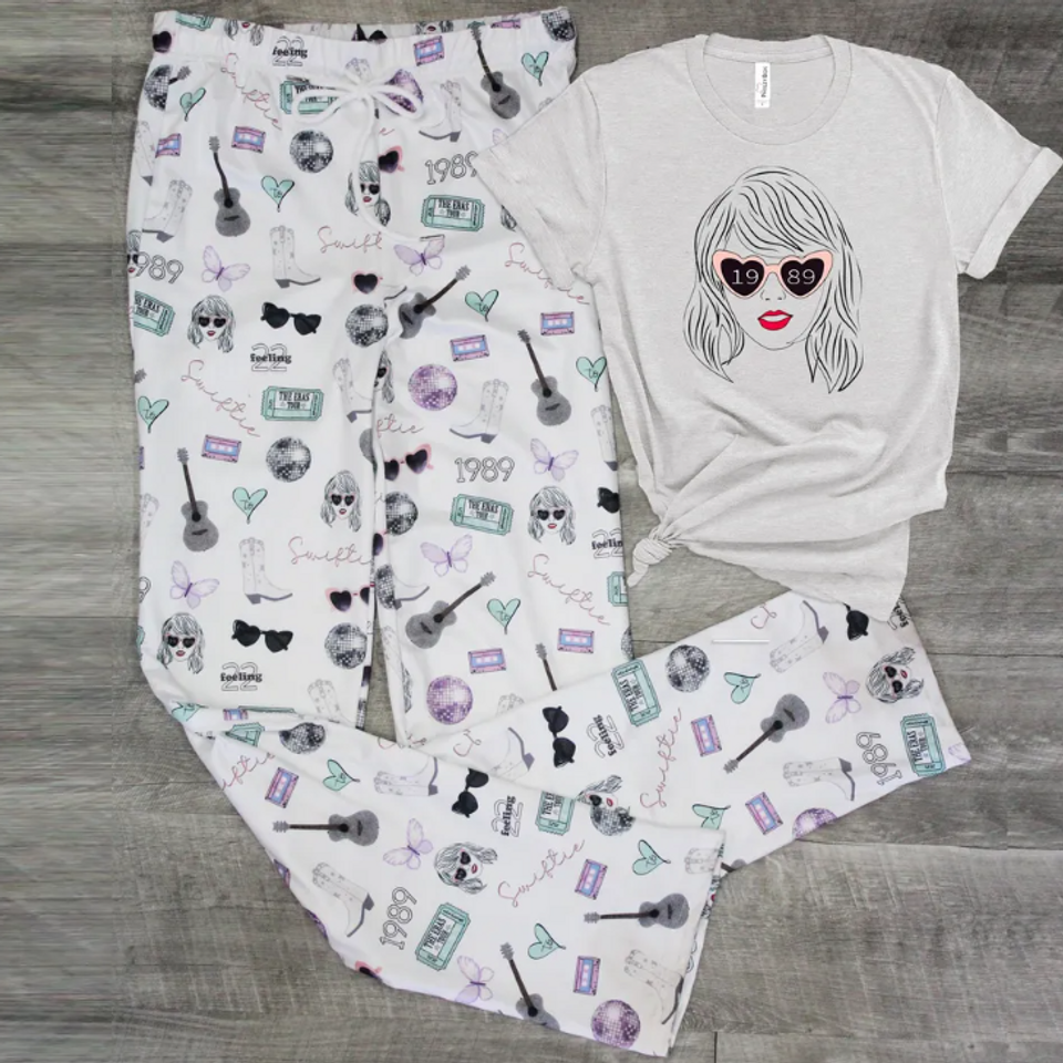 Explore T-Shirt Pajamas Sets