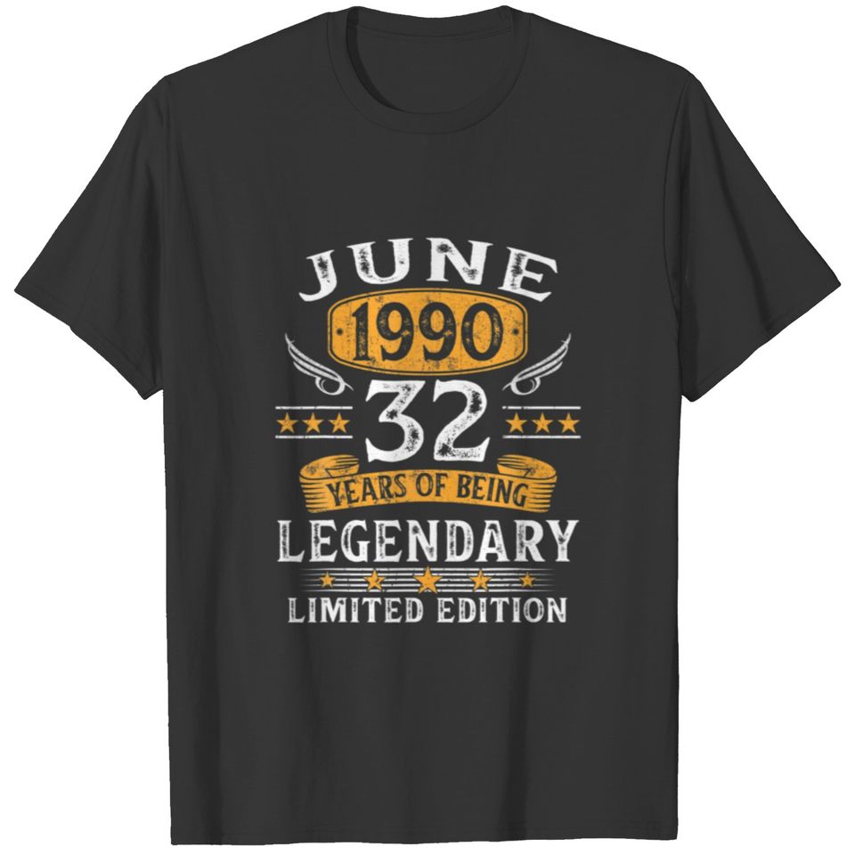 Vintage June 1990 32 Year Old 32Th Birthday Gifts T-shirt