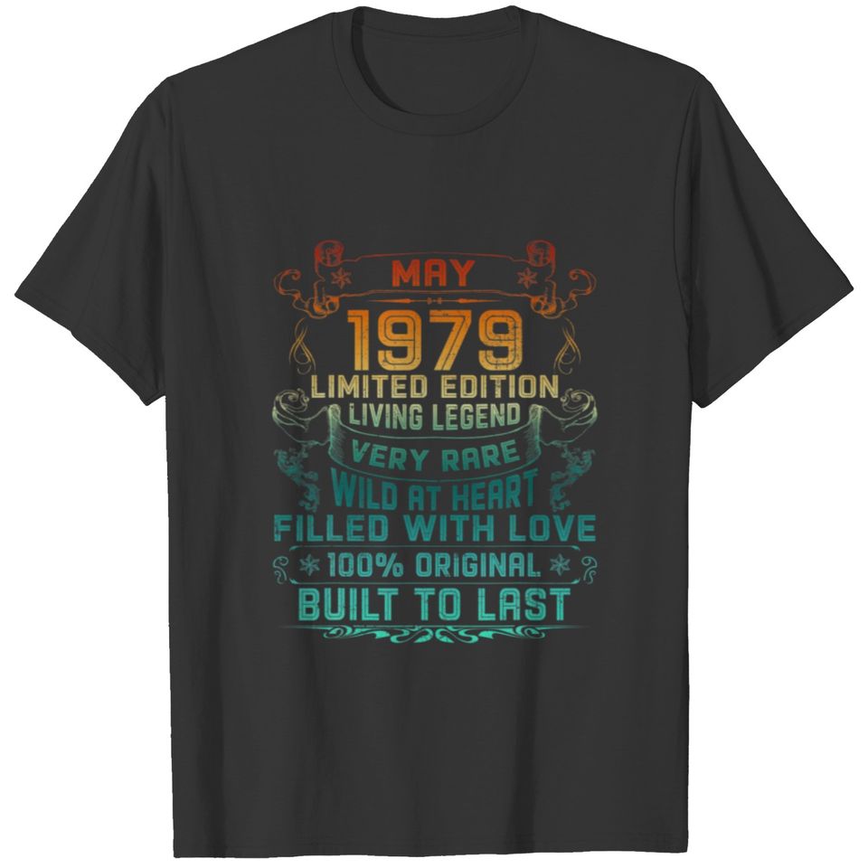 Vintage 43 Years Old May 1979 43Th Birthday Gift T-shirt