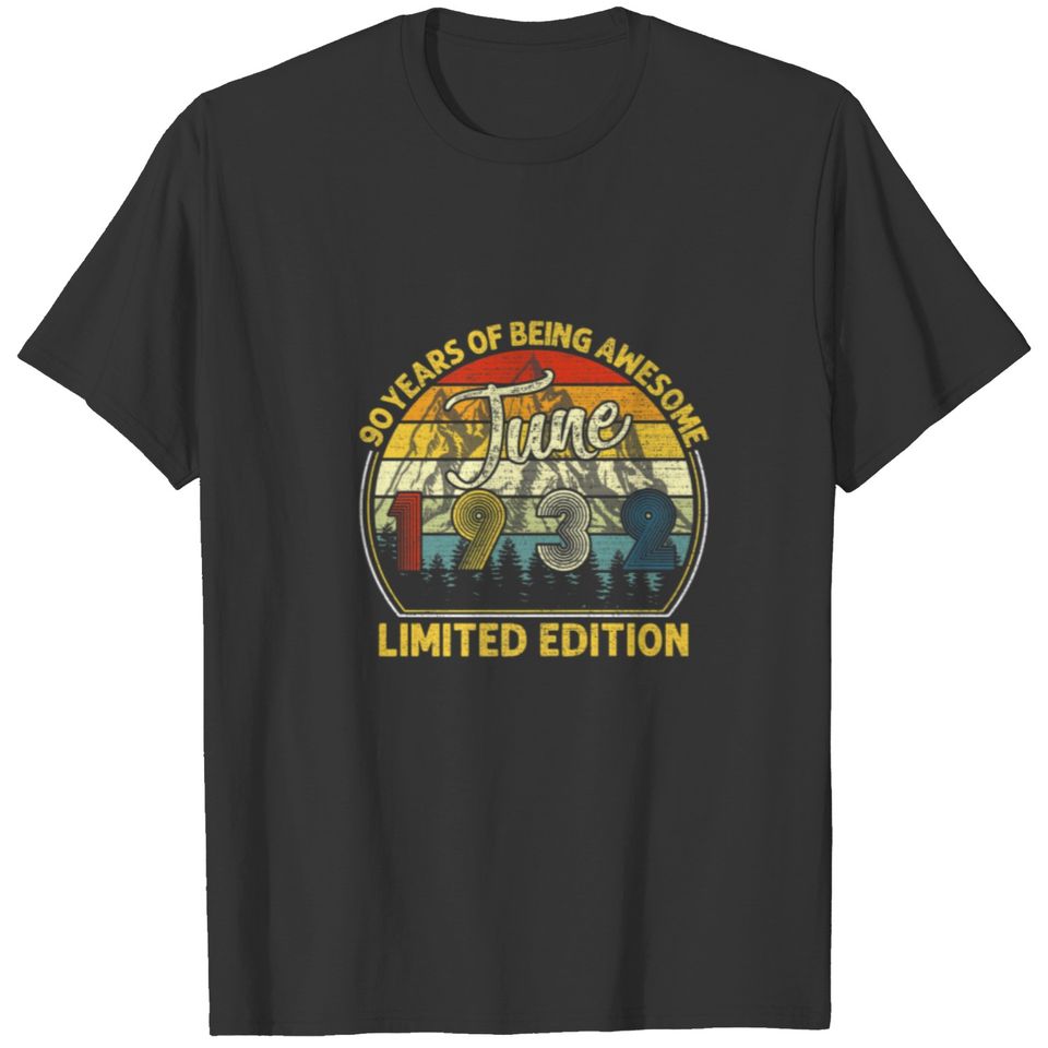 1932 June Vintage 90 Years Old Being Awesome Gift T-shirt