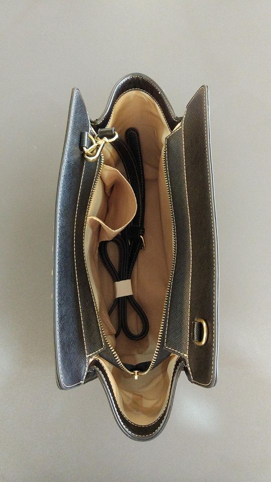 Wizard's Castle PU Women's Handbag | Crossbody Bag