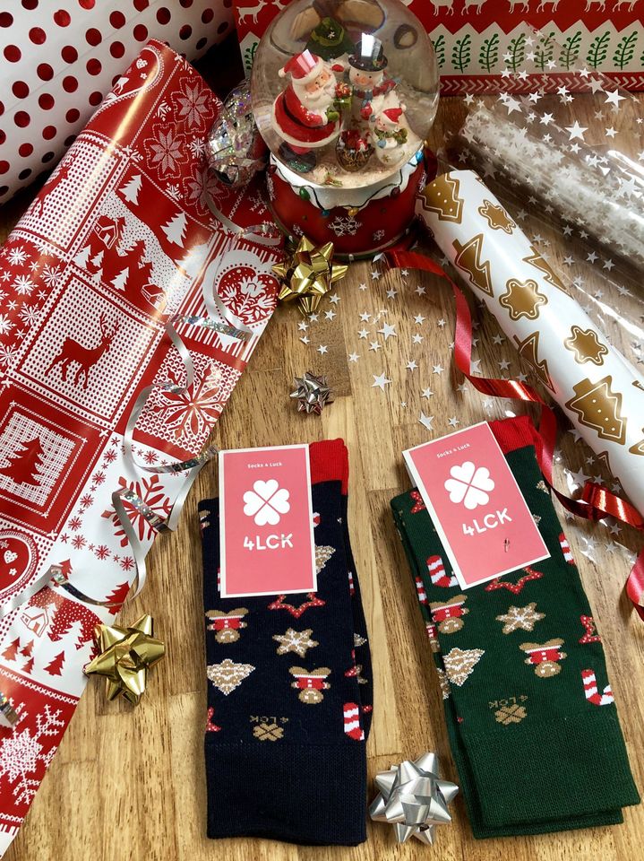 Green Christmas Socks with Gingerbread