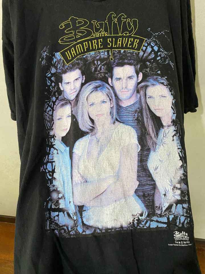 Vintage Buffy the Vampire Slayer Shirt