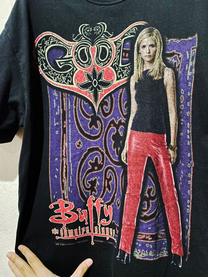 Vintage Buffy the Vampire Slayer Shirt