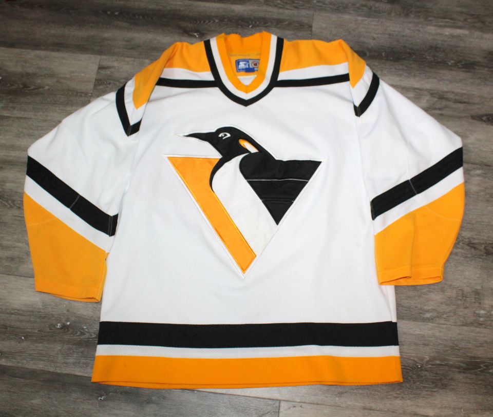 Vintage 90s Clothing NHL Pittsburgh Penguins Starter Men Size Large
