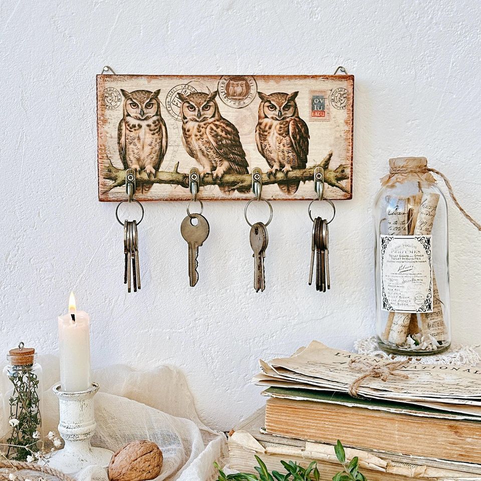 Rustic Owl Wooden Key Holder Wall Rack