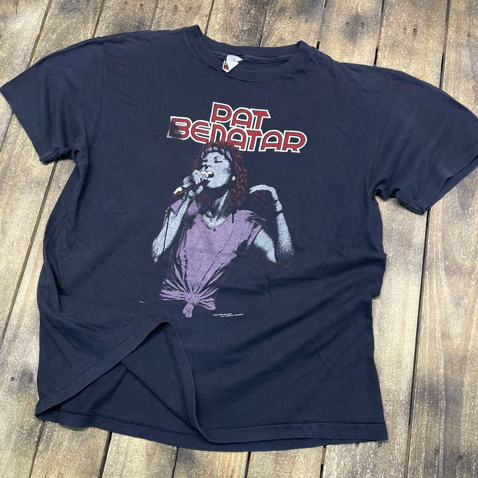 vintage 80s 1981 Pat Benatar crimes of passion t shirt