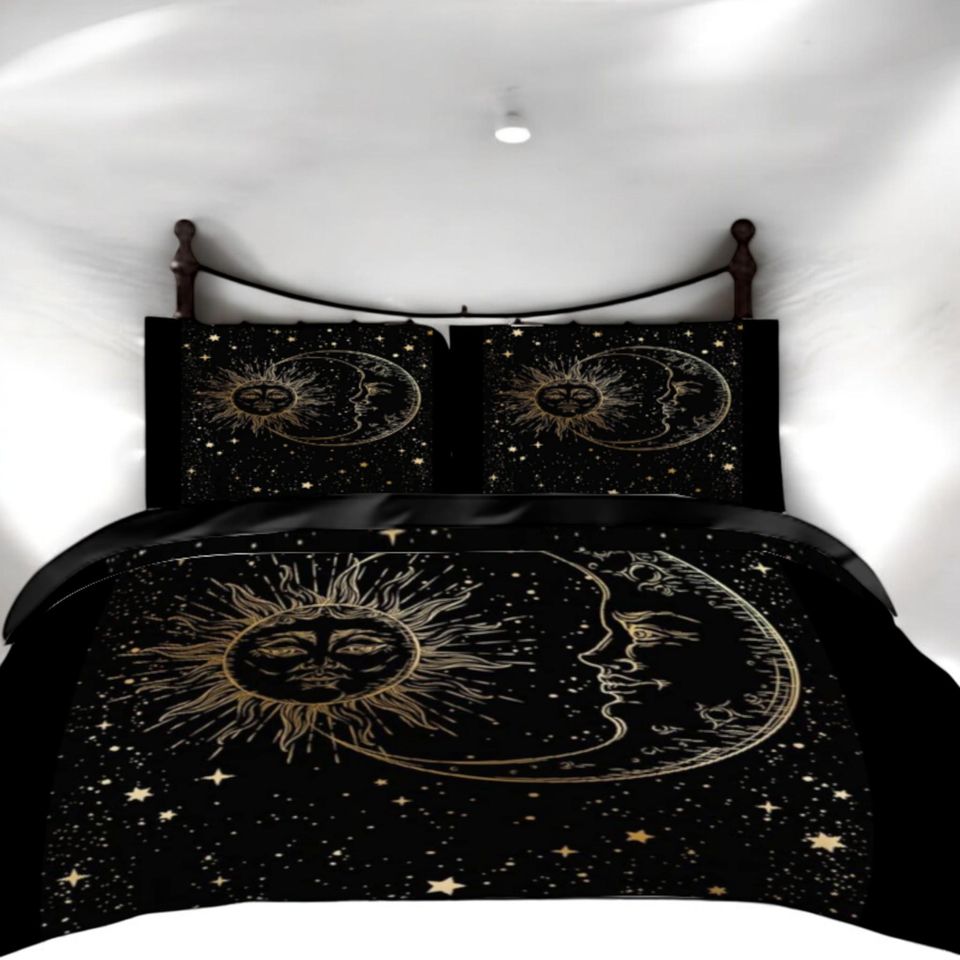 Black and Gold Celestial Bedding Set with Moon and Star Quilt