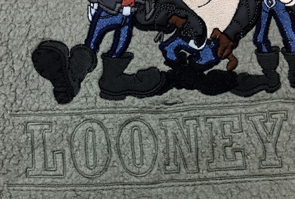 Rare!!! Looney Tunes Big Logo Spell Out Embroidery Sweatshirt Pullover