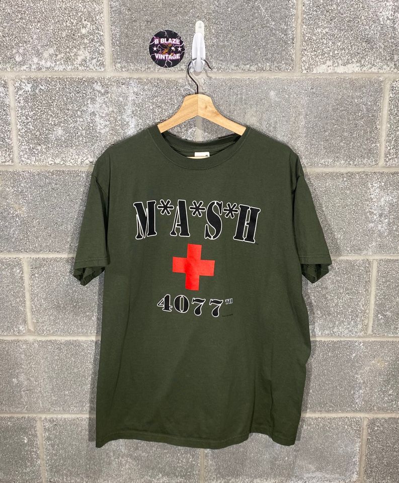 Vintage Y2K 2000s MASH TV Show Olve Green Graphic T-Shirt