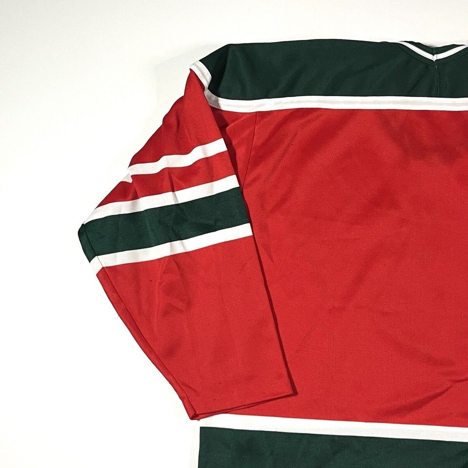 Vintage 1990s New Jersey Devils Christmas Jersey Medium Red Green CCM Maska