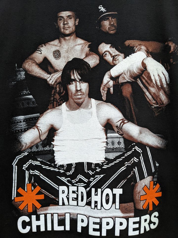Vintage 2000s  Red Hot Chili Peppers T-Shirt