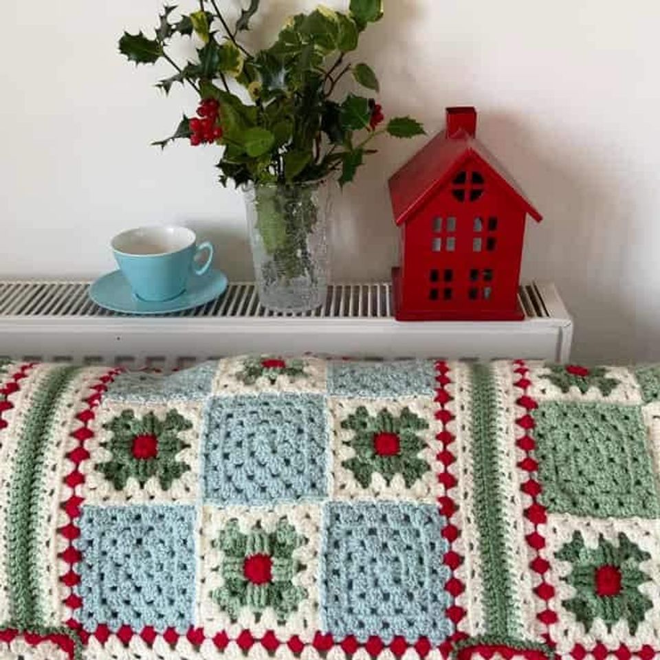 The Noel Nine Patch Blanket Pattern