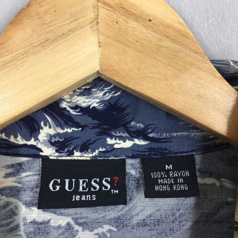 Vintage Guess Hawaiian Aloha Tropical Rayon Button-Down Shirt
