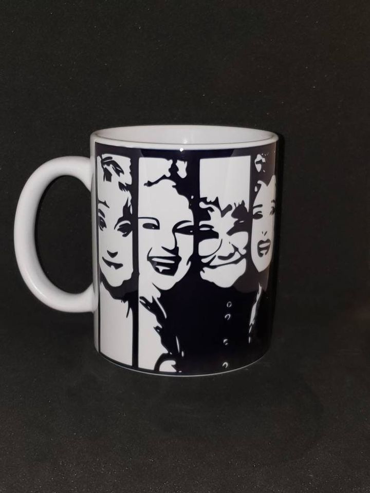 The Stay Golden mug