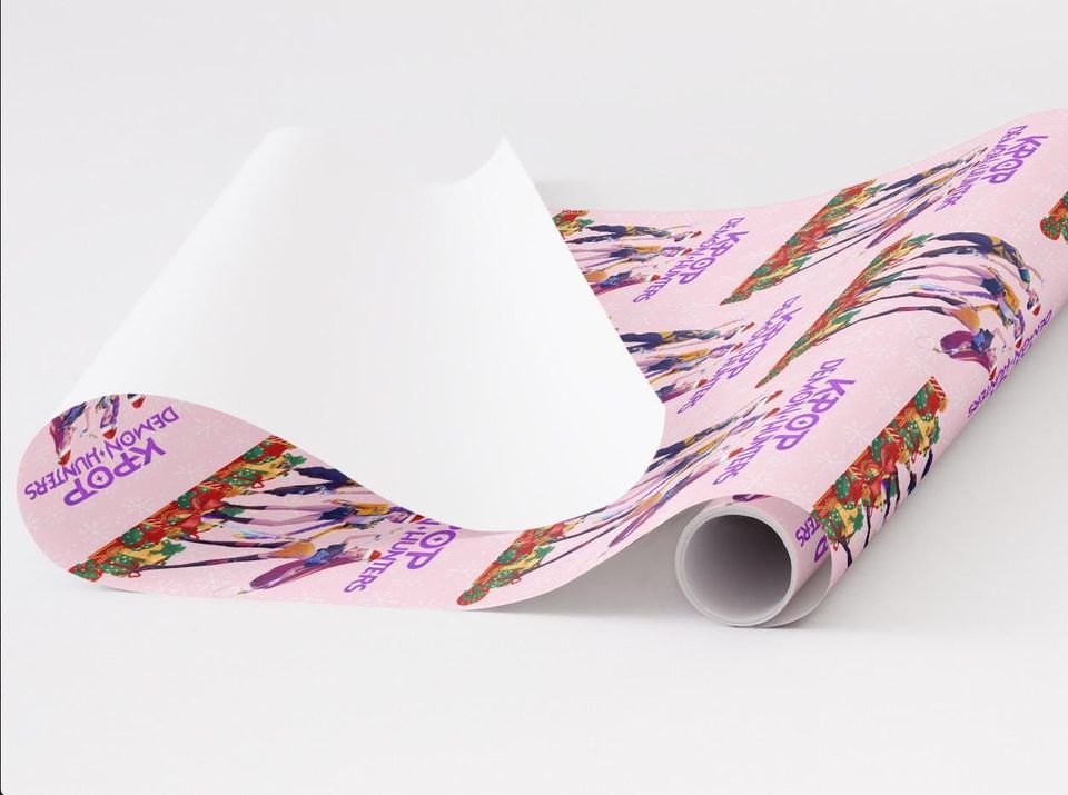 Wrapping paper roll