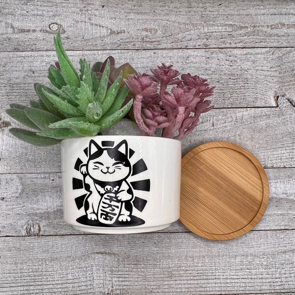 Maneki Neko Lucky Cat Plant Pot