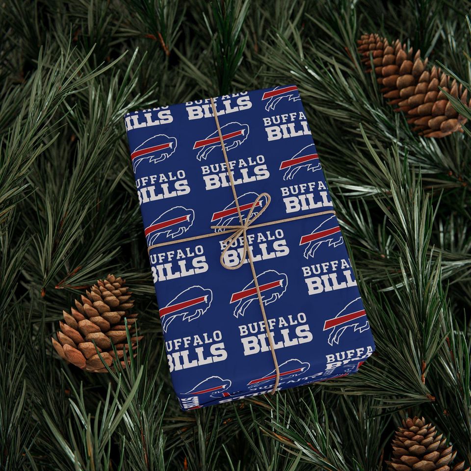 Buffalo Bills Wrapping Paper: Sporty football Gift Wrap