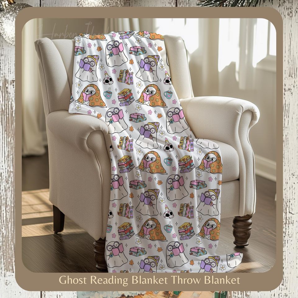 Halloween Ghost Fleece Blanket with Cute Reading Design