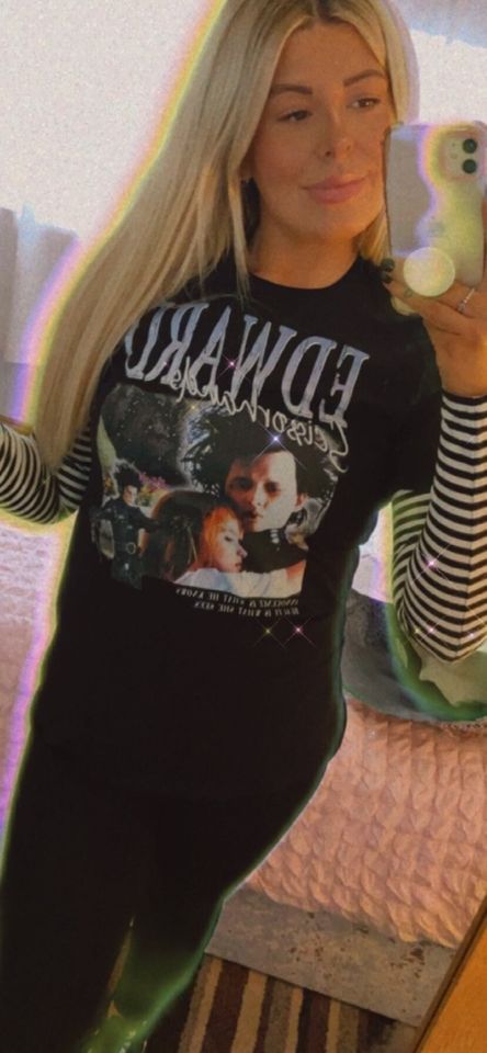 Edward scissorhands T-shirts