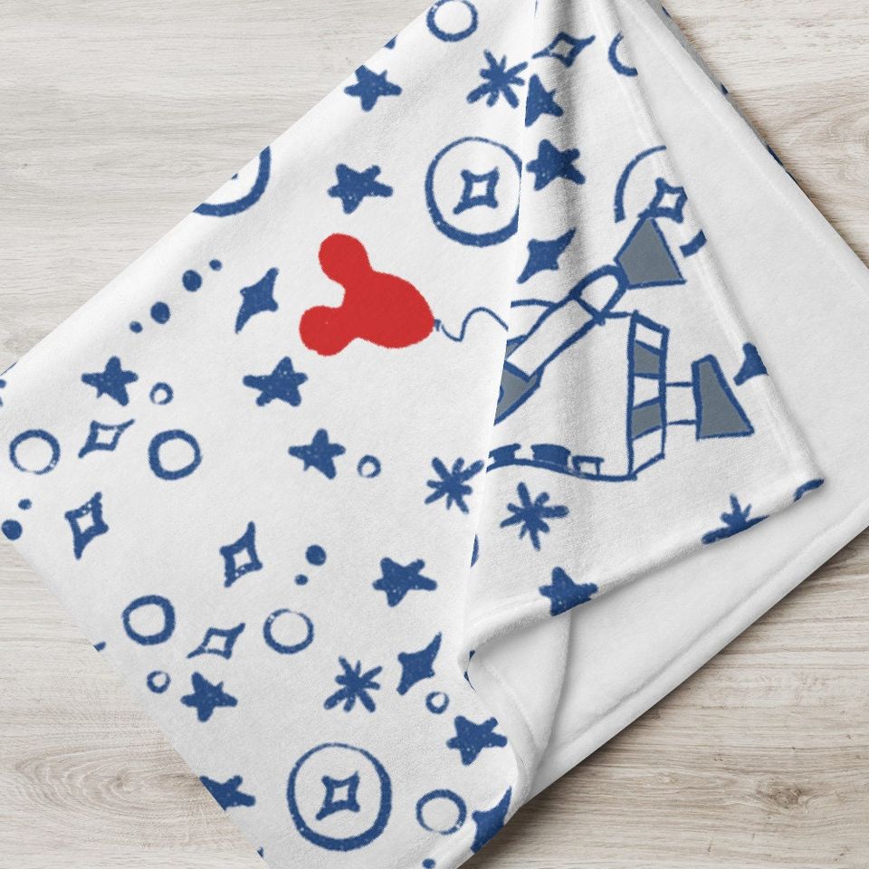 Disney BB8 and R2D2 Throw Blanket