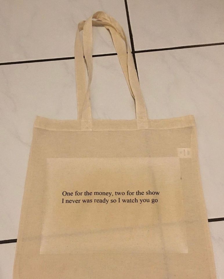 Tote bag inspired by Taylorr Swifts - champagne problems lyrics