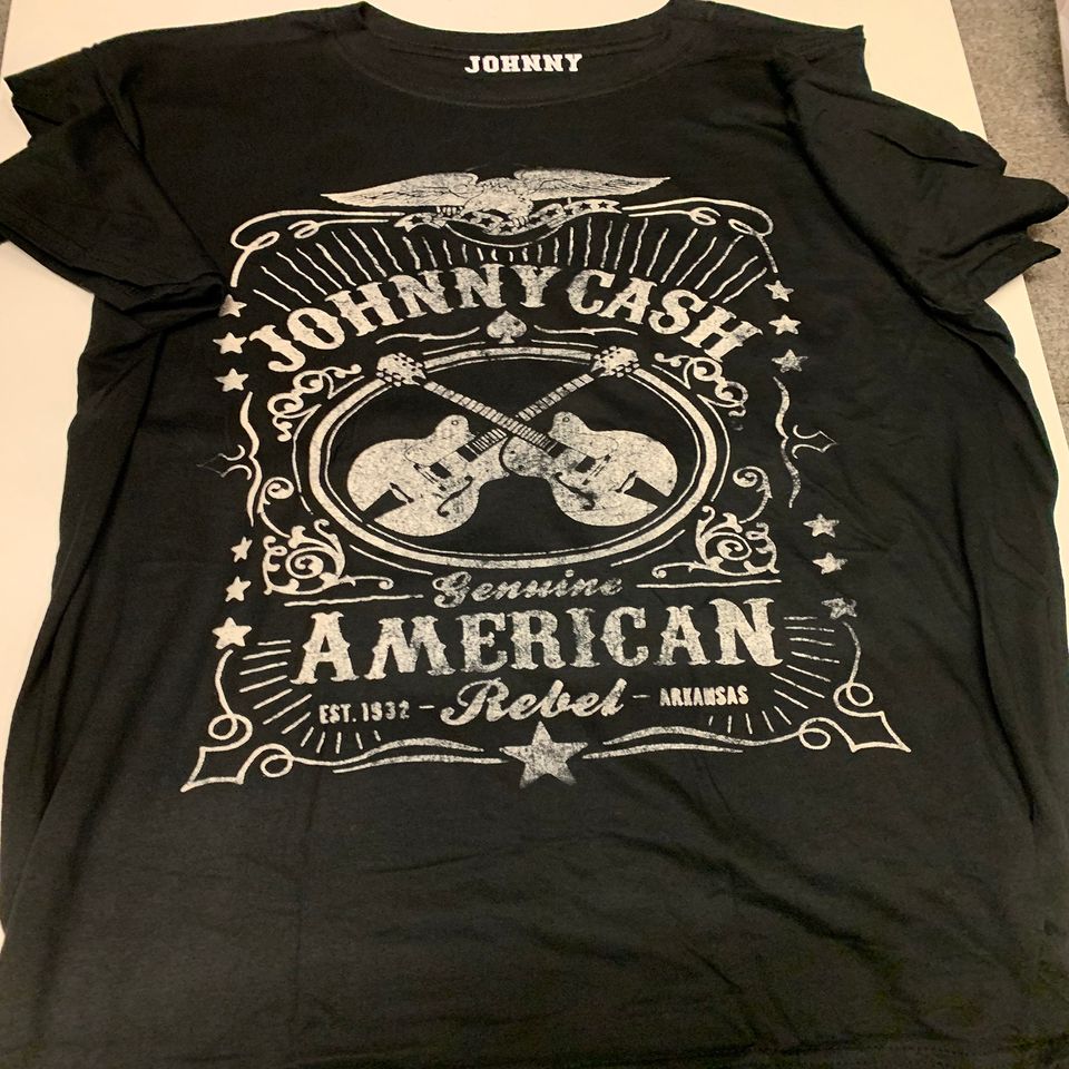 Johnny Cash  Licensed T-Shirt